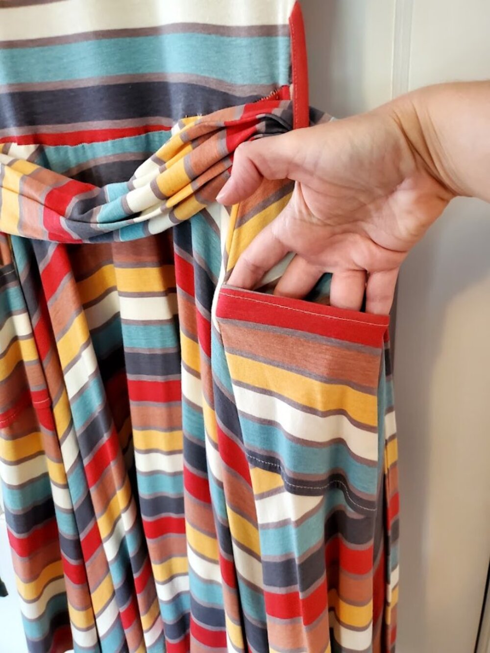 Sleevelss Striped Dress Tie Waist - Effie's Heart - Vintage Inspired - Picture 3 of 4